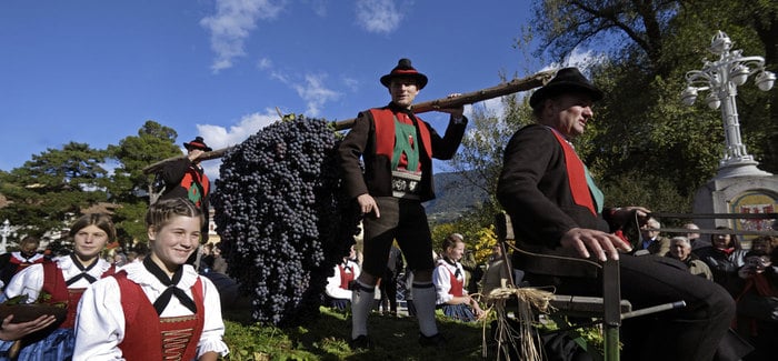 Dorf Tirol und Umgebung